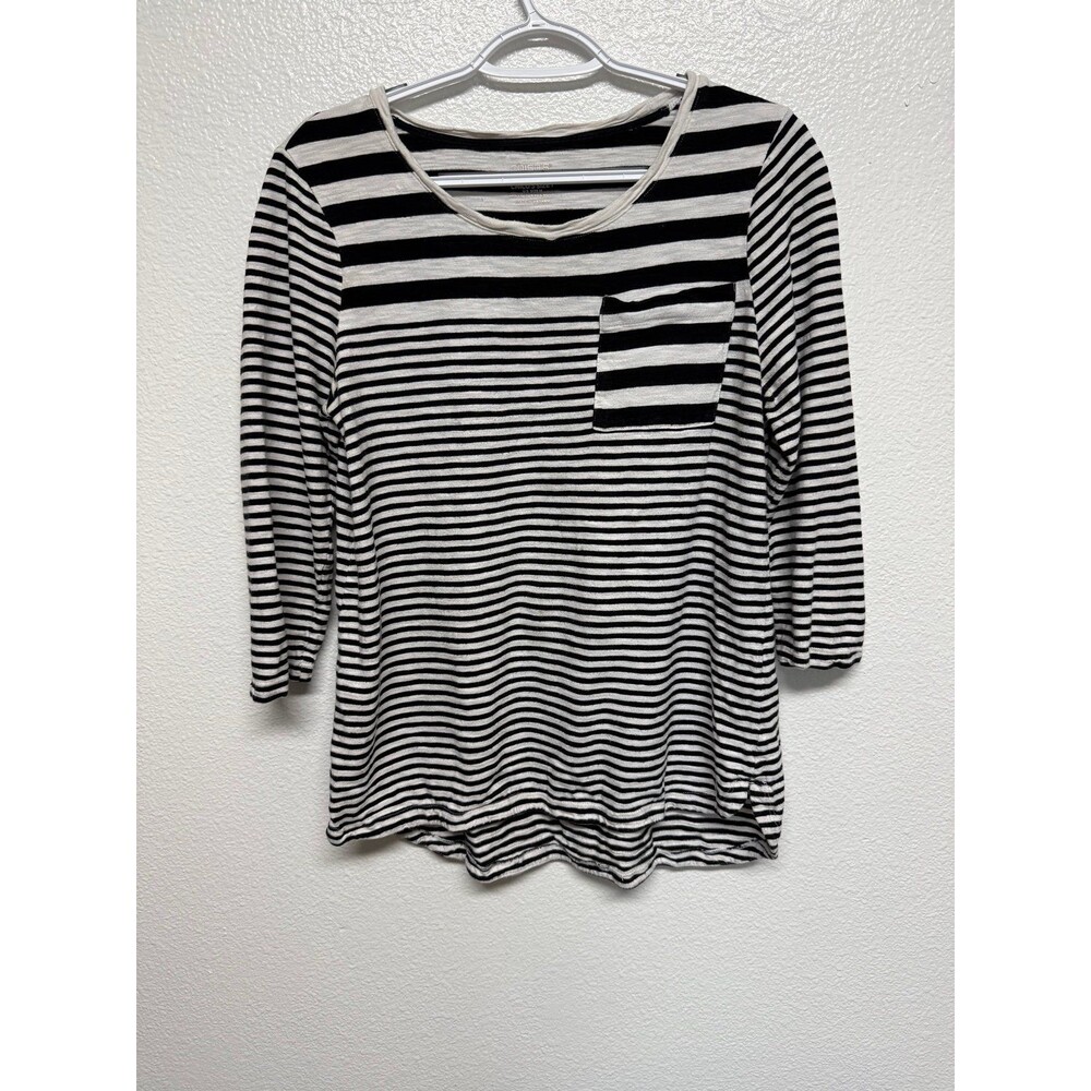 Chico’s the ultimate tee womens size 1 us size M/L